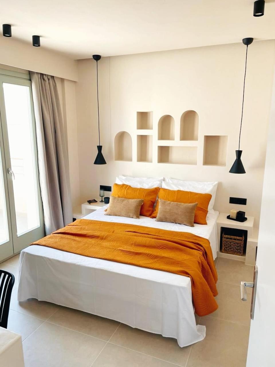 Sugarwhite Suites With Private Not Heated Pool Emporio  외부 사진